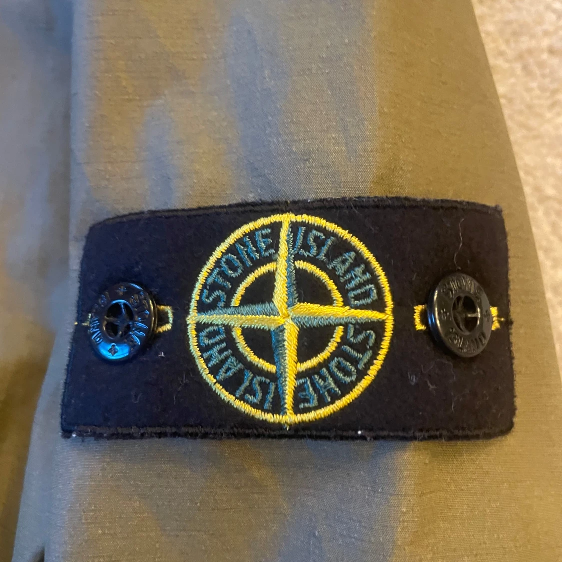  Stone Island jacka - nästan ny  - 90