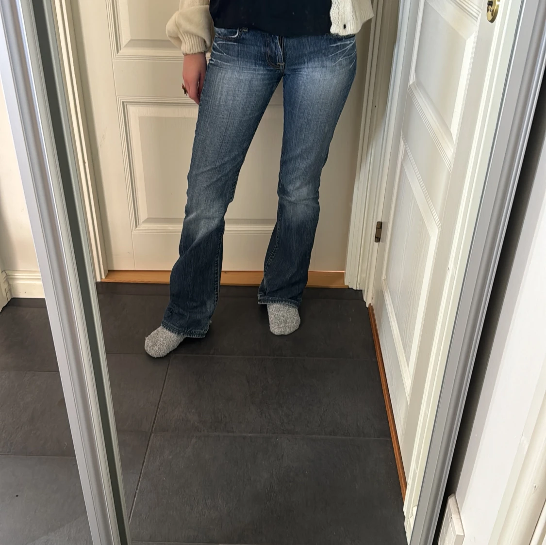 Lågmidjade bootcutjeans Guess - 90