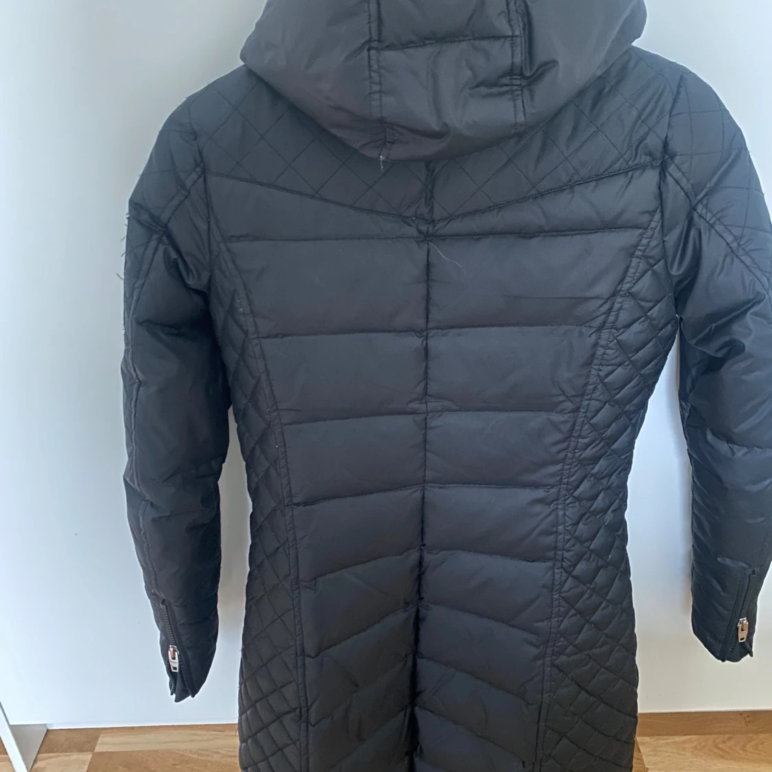 Svart quiltad jacka från Rockandblue - 91
