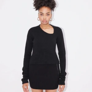 LeGer tröja - Nästan aldrig använd och säljs pågrund av att den inte kommer till någon användning 💗 använd gärna ’köp nu 💗