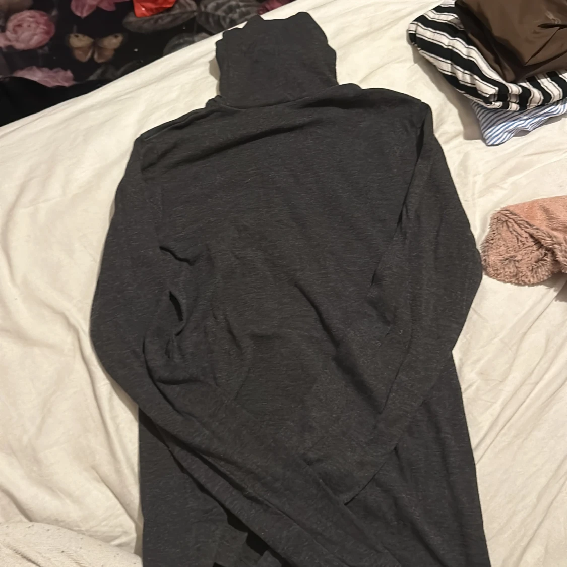 Mörkgrå klänning med polokrage - 90