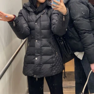 Jacka - Rock and blue jacka i jätte bra skick, säljer den då den har blivit för liten på mig..:(