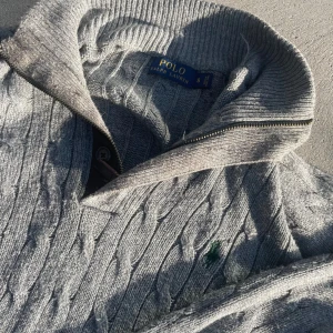 Polo Ralph Lauren Tröja - Polo Ralph Lauren tröja. Storlek S och i riktigt bra skick. Pris kan diskuteras vid snabb affär 