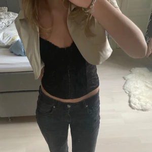 Spets topp - Såå snygg spets topp🫣