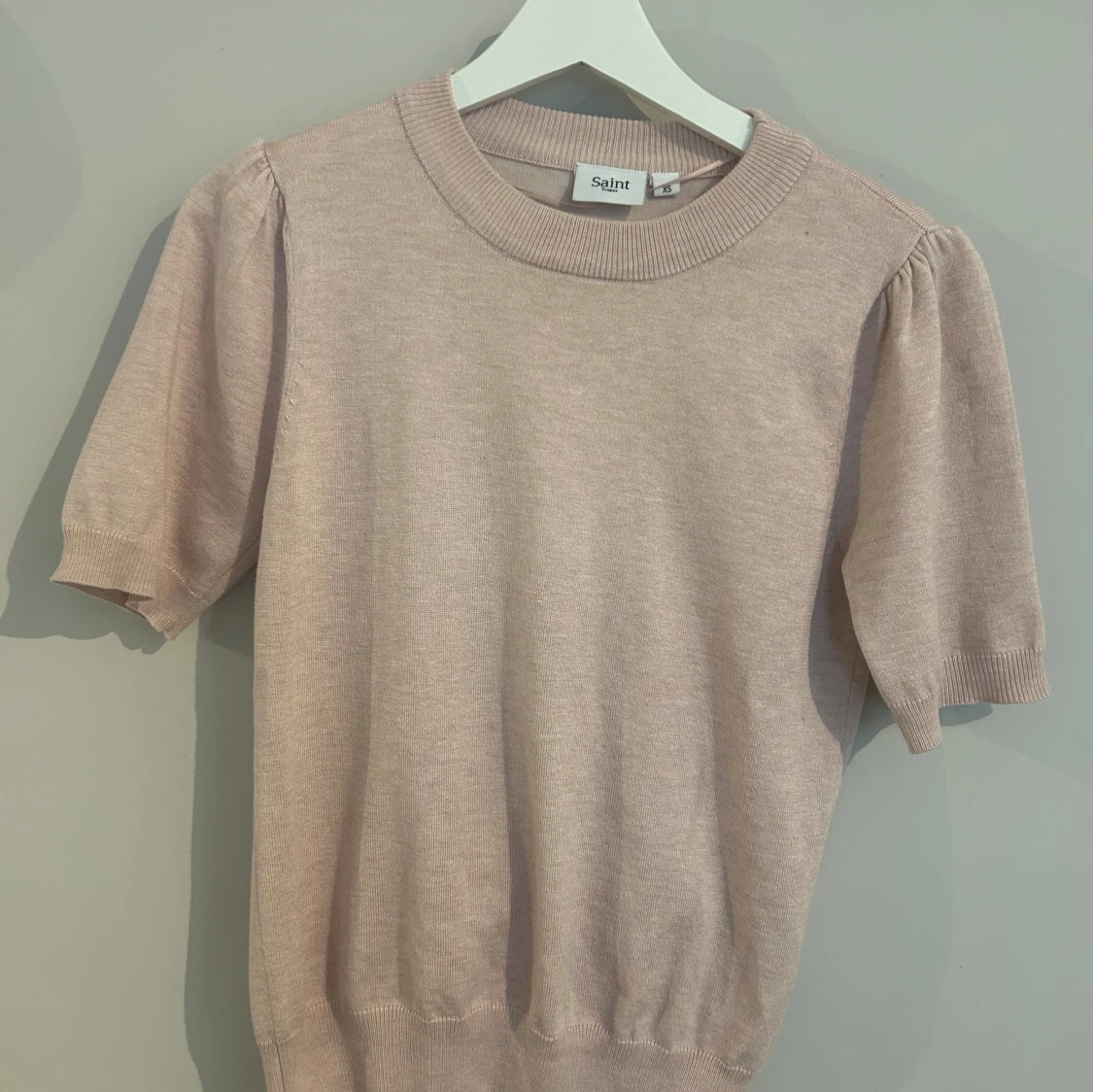 Stickad topp nyskick