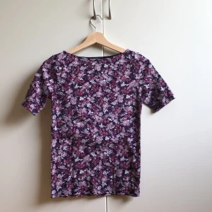 Vintage Ralph Lauren Tröja - Jättevackert och härligt tyg, perfekt passform, sitter lite tight på M och passar S perfekt.