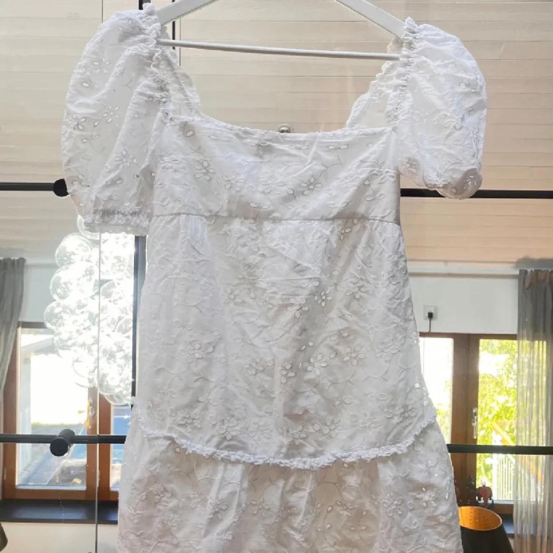 Vit klänning  - 90