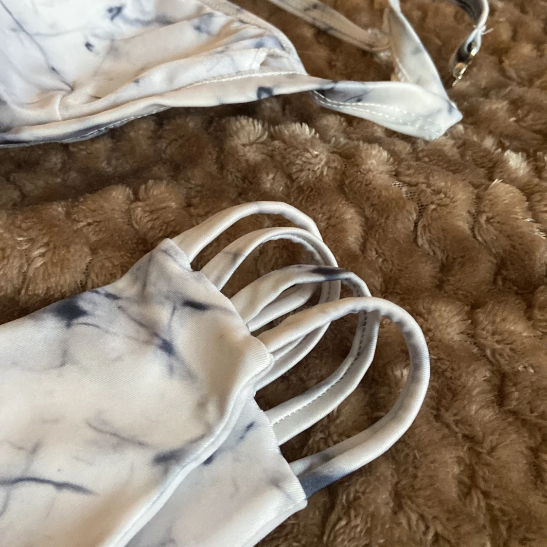 Vit och blå mönstrad bikini - 92