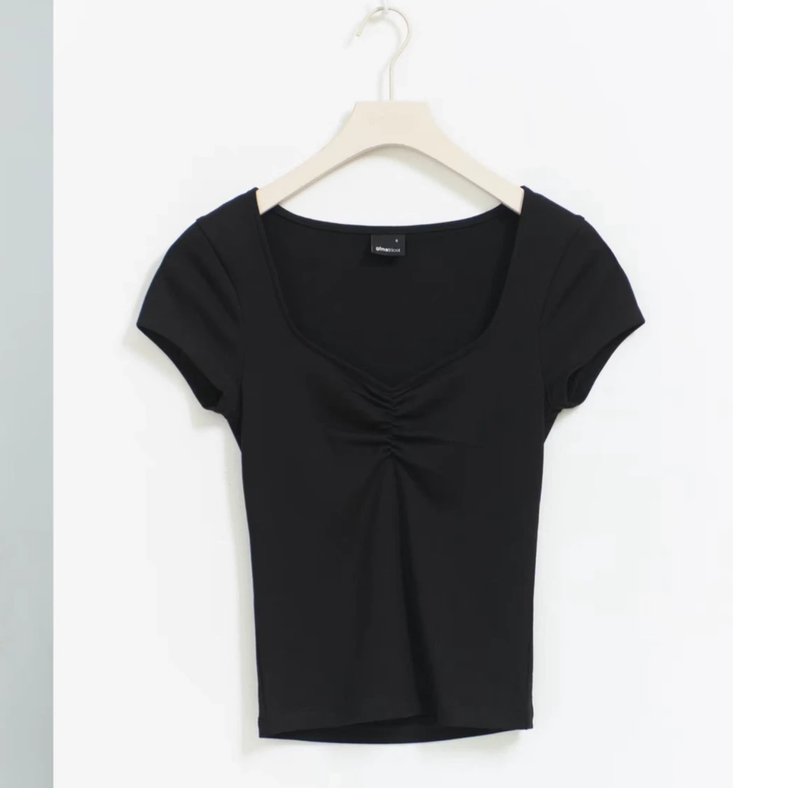 Svart kortärmad topp 