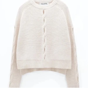 Flättad tröja Filippa k  - Använd fåtal gånger, som ny!💕