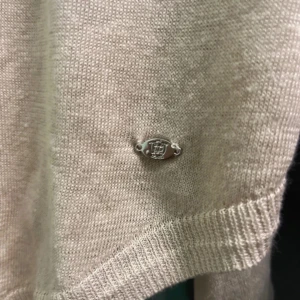 Massimo dutti tröja - Köpt på plock 
