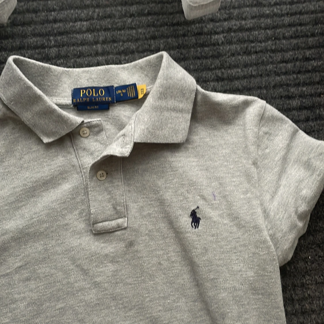 Grå pikétröja från Ralph Lauren - 2