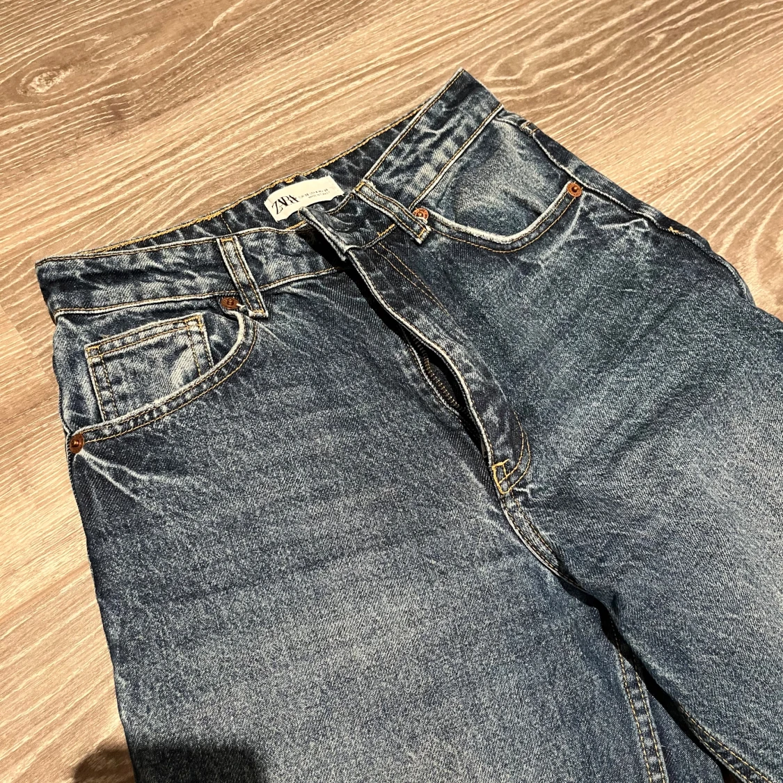 Mid-waist jeans  - 1