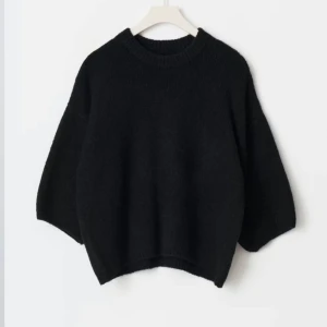 stickad ”t-shirt” gina  - från gina nyskick!!❤️ tryck på köp nu 