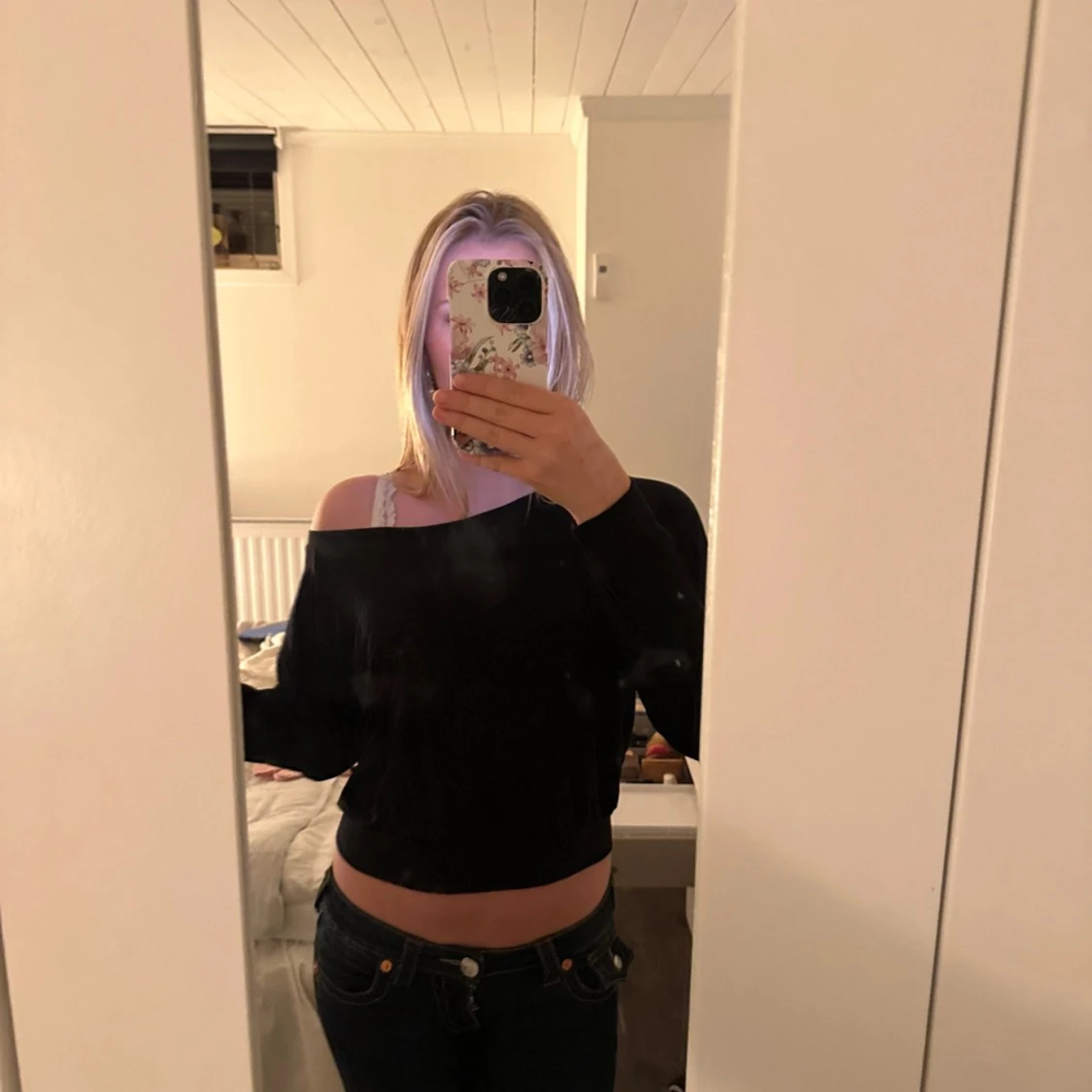 Off shoulder topp - 90