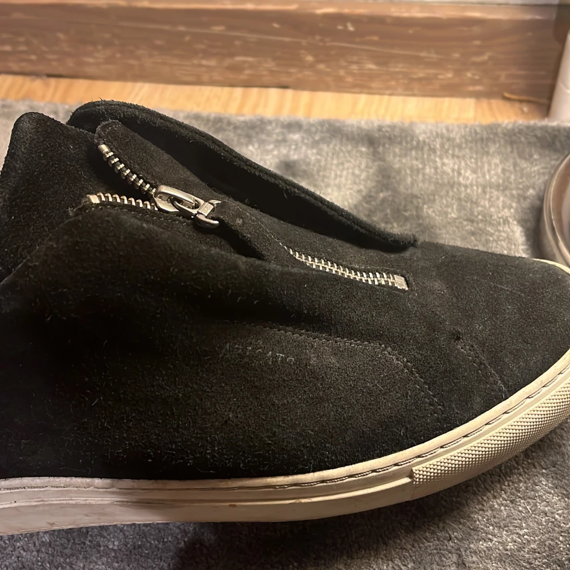 Savrta arigatos med dragkedja - 91