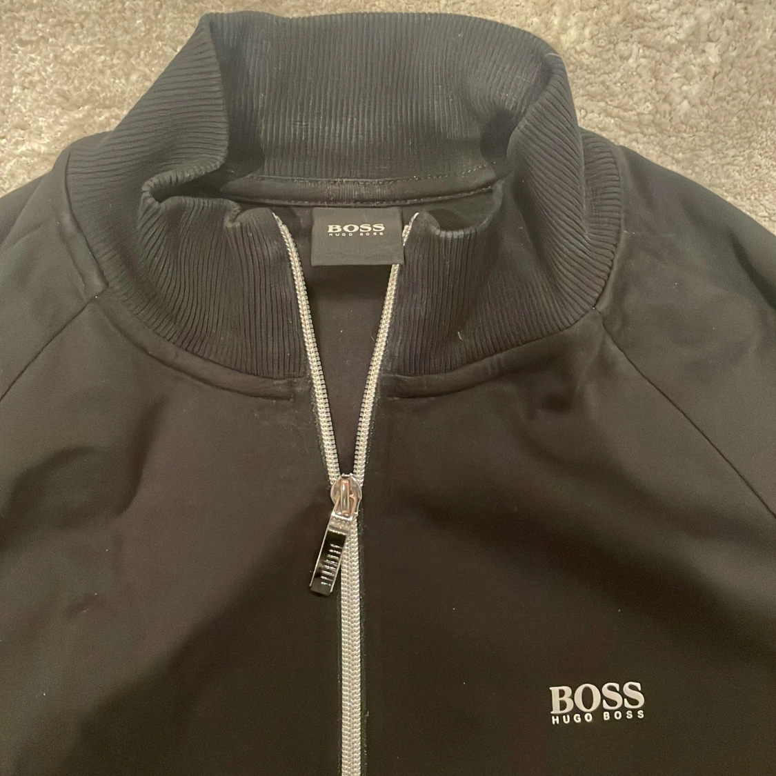 Svart jacka från Hugo Boss - 28