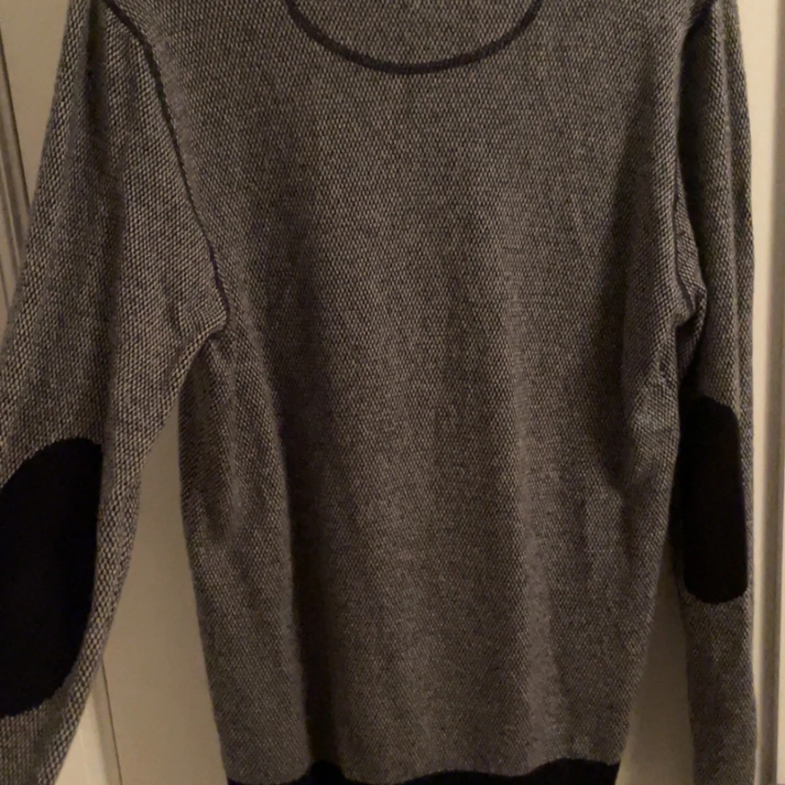 Grå tröja från Suit - 91