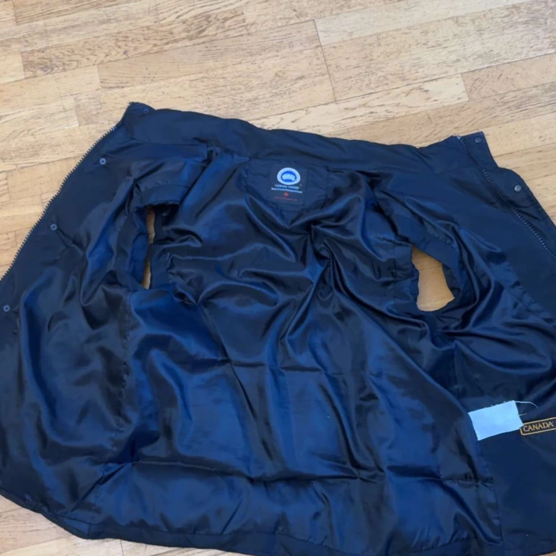 Svart dunväst från Canada Goose - 90