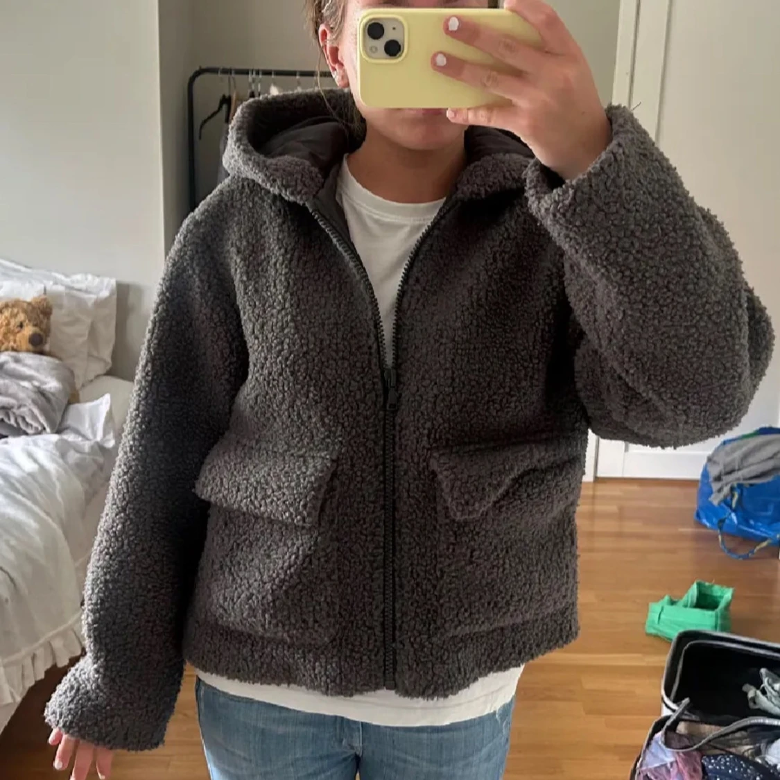 Grå teddyjacka från Zara - 90