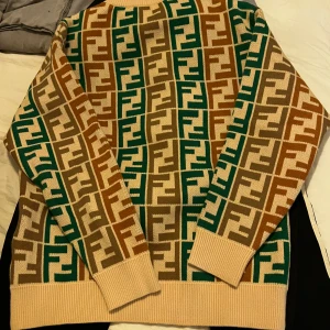 Fendi sweatshirts  - Supertjock och top kvalite storlek M