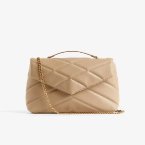 Väska hm - Supersnygg beige väska från hm som är helt slutsåld🩷