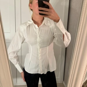 Figursydd skjorta  - Bra skick! Kom privat för fler bilder 🤍