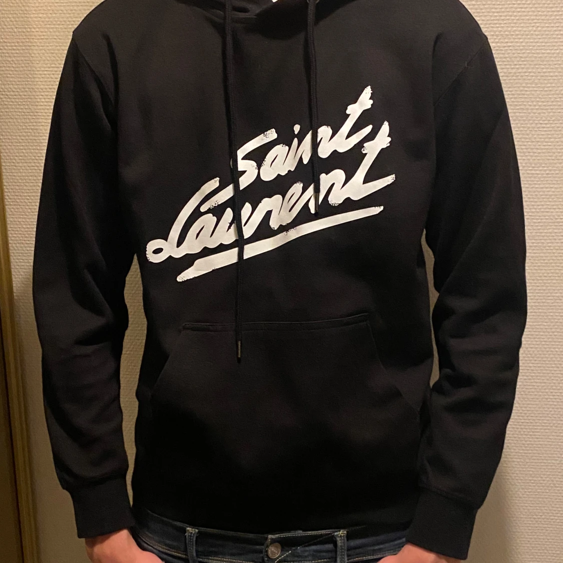 Svart hoodie från Saint Laurent - 90