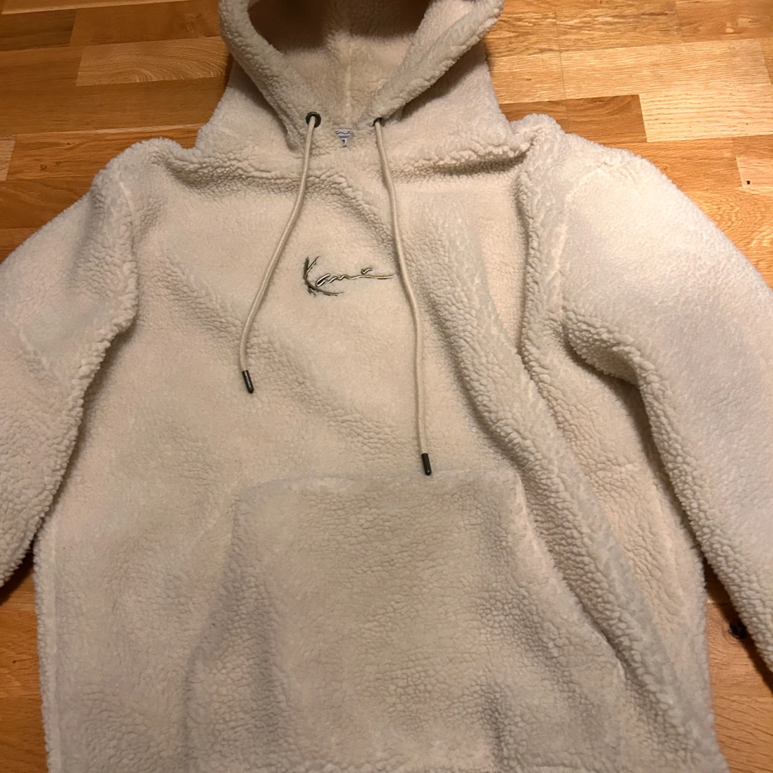 Beige fleece hoodie ll Karl Kani - 90