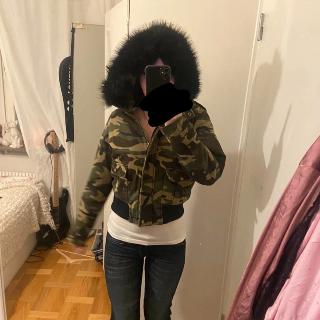 Camouflage jacka med pälshuva - 91