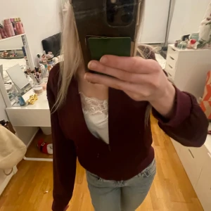 Vinröd bombarjacka - Jätte fin bra skick❤️