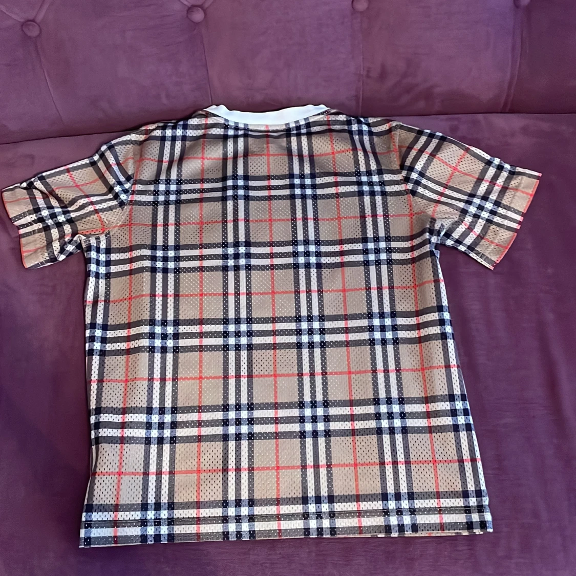 Rutig kortärmad topp från Burberry - 90