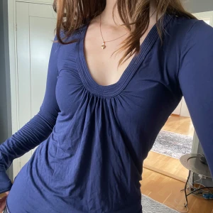 Blus - Blus i jättefint skick!