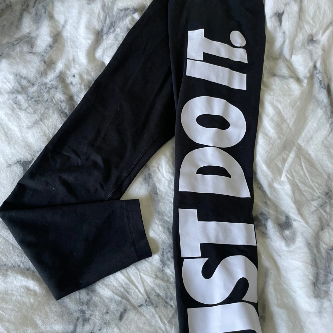 Svarta leggings från Nike - 92