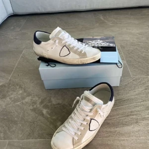 Philip modells - Riktigt feta Helt nya inte använda Byten mot skor 👞 