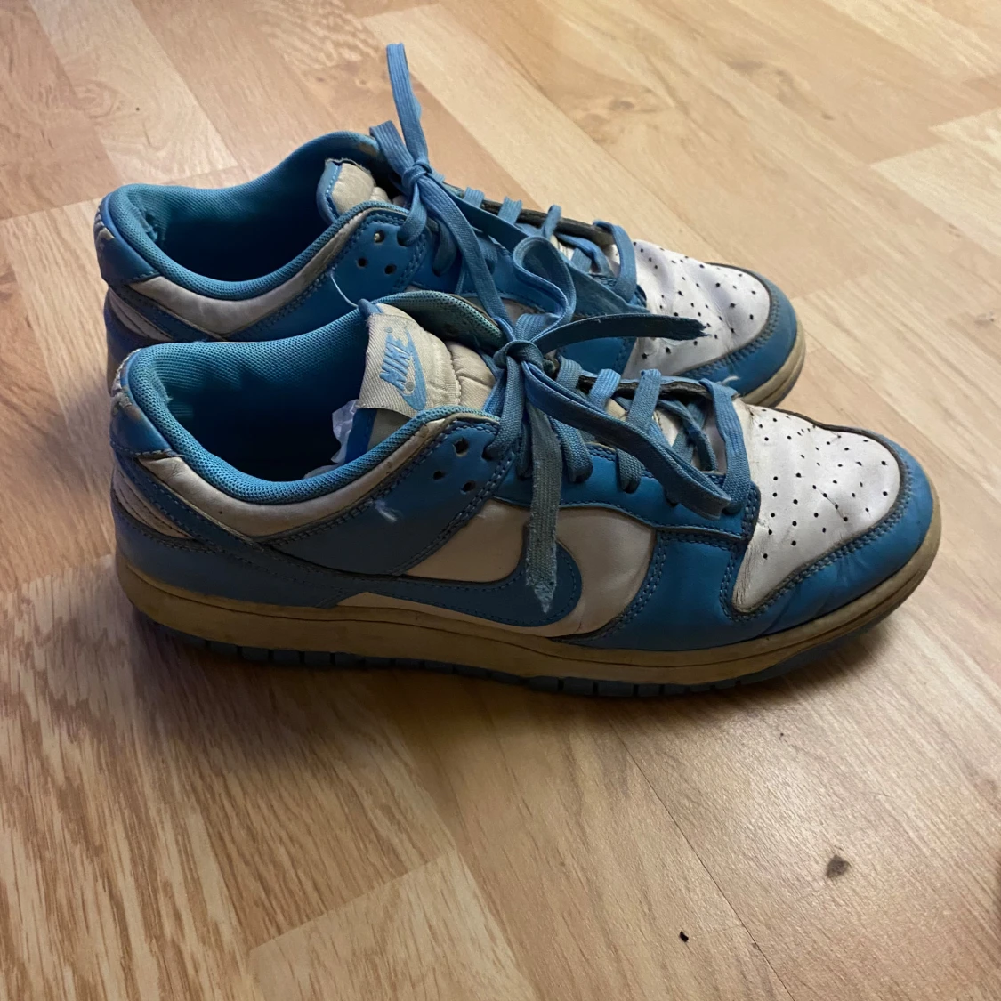 Nike Dunk Low UNC  - 92