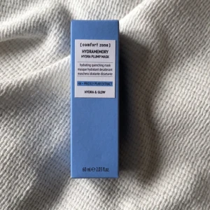 Hydramemory Hydra Plump Mask från Comfort Zone - Hydramemory Hydra Plump Mask är en intensivt återfuktande ansiktsmask.  Den ger återfuktning och lyster. Köptes, men kom aldrig till användning. 