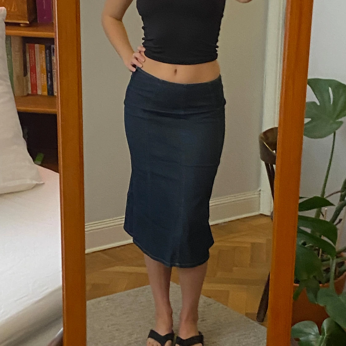 Mörkblå jeanskjol - 1