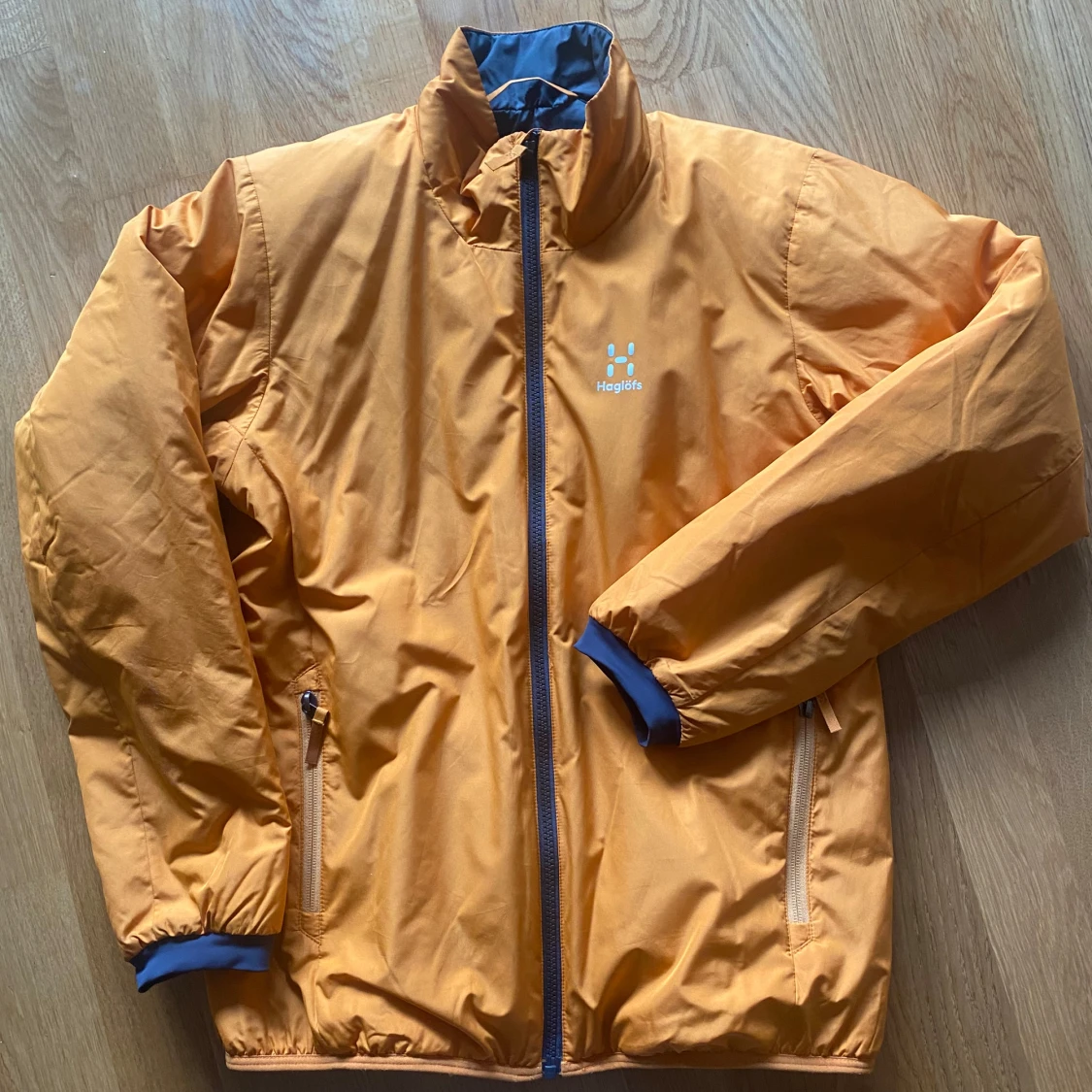 Nästintill oanvänd vadderad täckjacka från Haglöfs