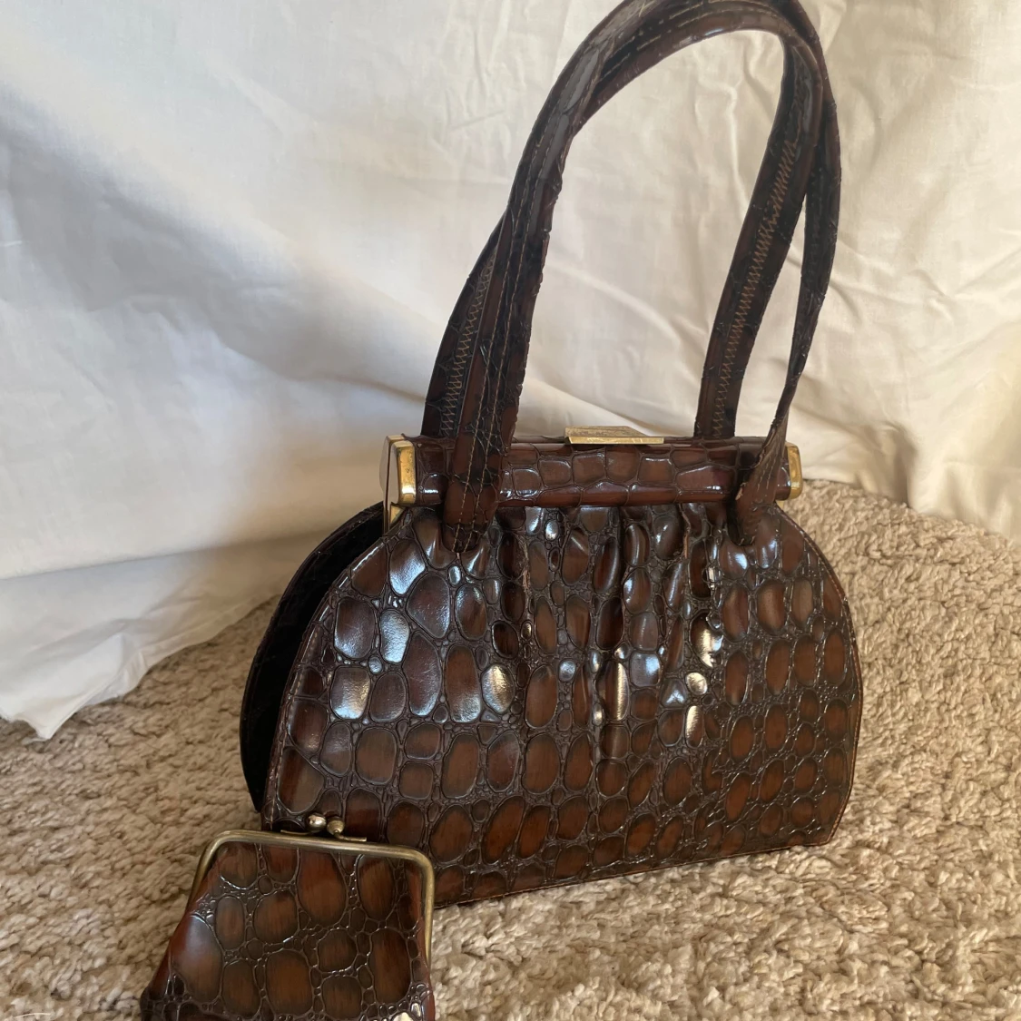 Brun väska i kalvskinn - 92