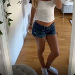 Lågmidjade shorts - Supersnygga lågmidjade jeansshorts