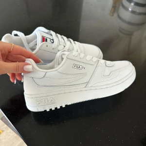 Fila Sneakers - Skor från Fila, helt nya 💕 St 39 