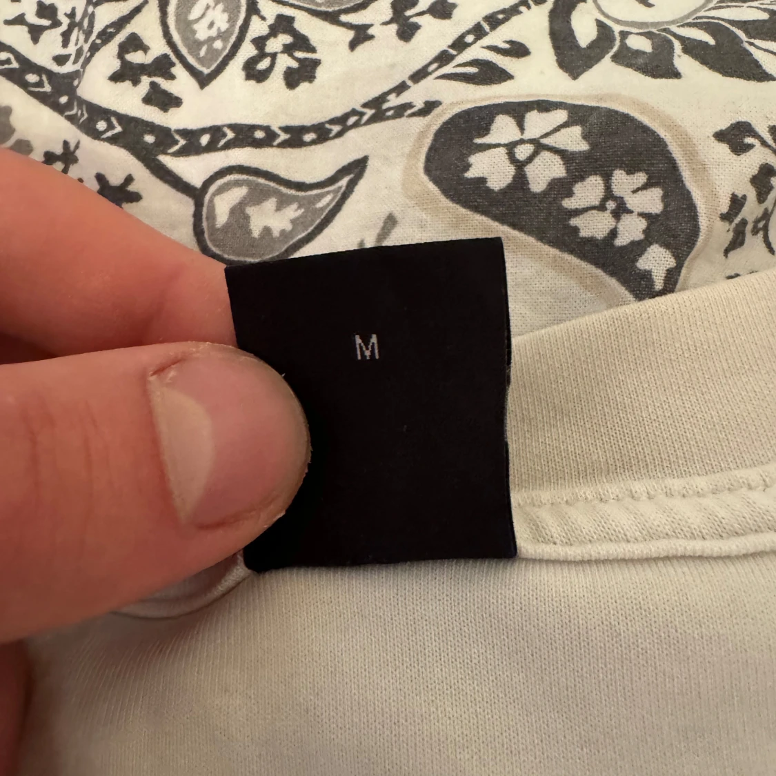 Beige tröja från Hugo Boss - 90