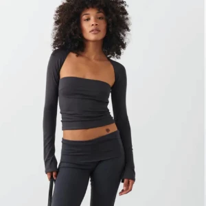 Gina topp - Använt 1-2 gånger jätte bra skick