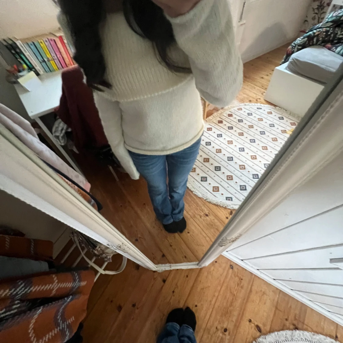 Vit stickad offshoulder-tröja - 90