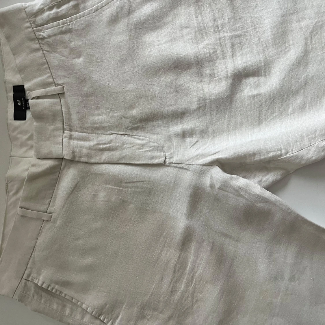 Vita linnebyxor från H&M - 90