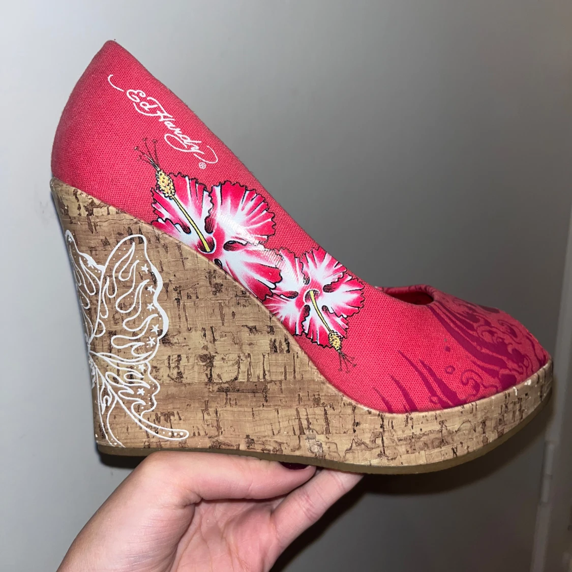 Rosa klackar från Ed Hardy - 91