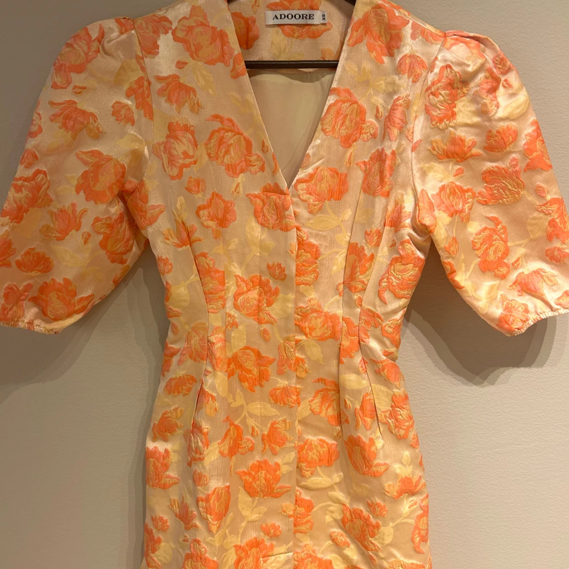 Blommig klänning från Adoore XS - 91