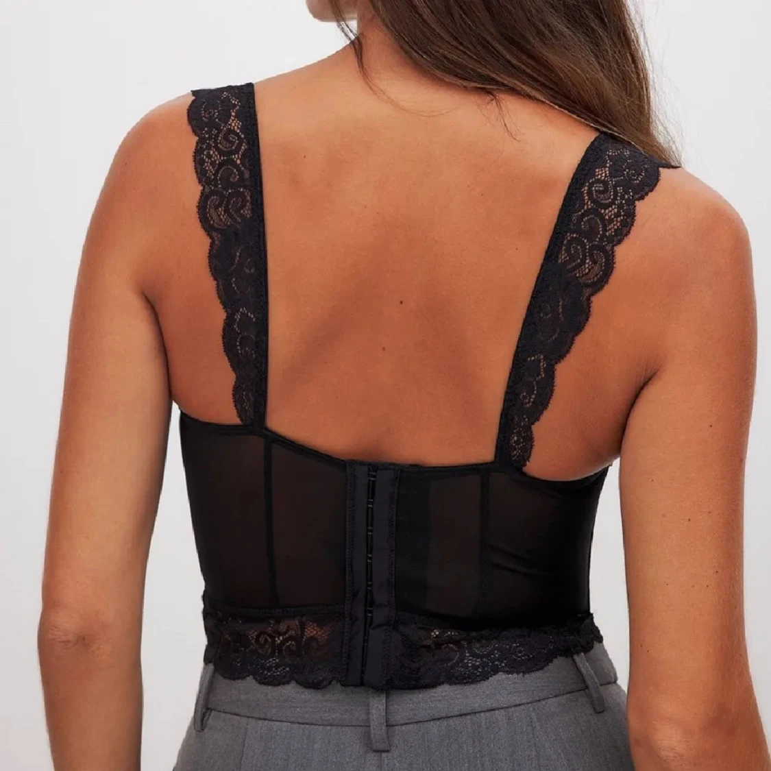 Svart spetskorsett - 91