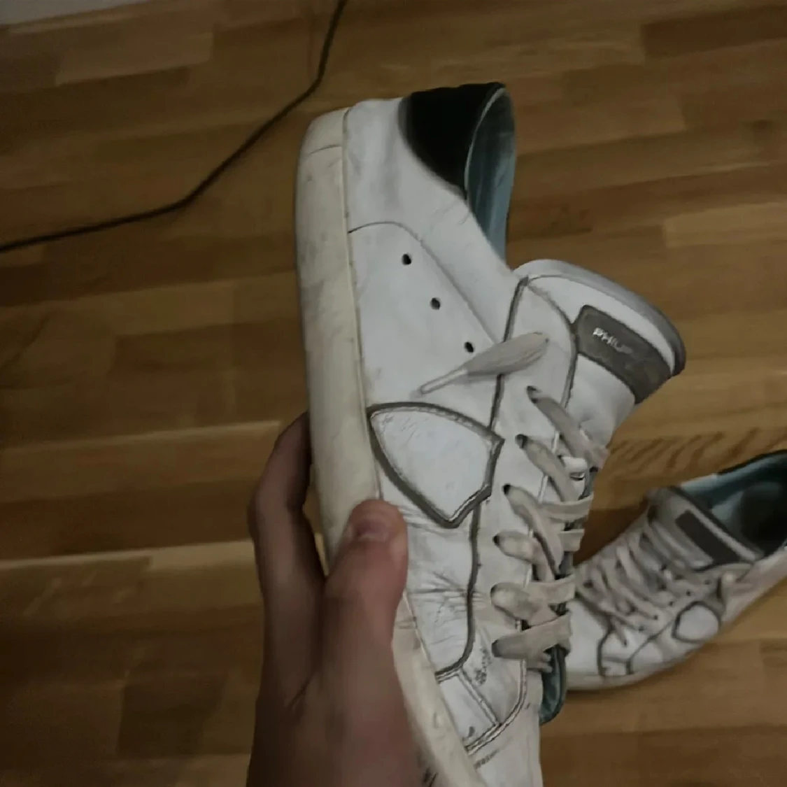 Vita sneakers från Philippe Model - 90